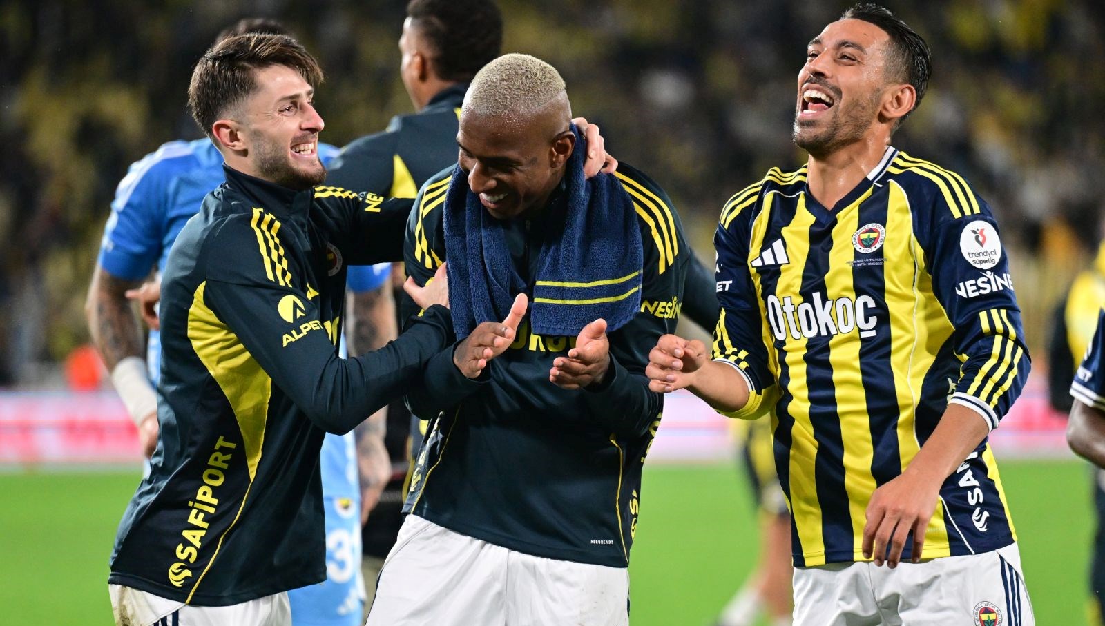 Fenerbahçe’de maç sonu gözdağı: “Kimse eylül ayından hükme varmasın”
