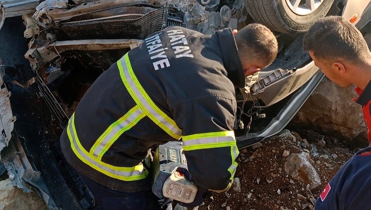 Hatay’da araç takla attı, sürücü yaralandı