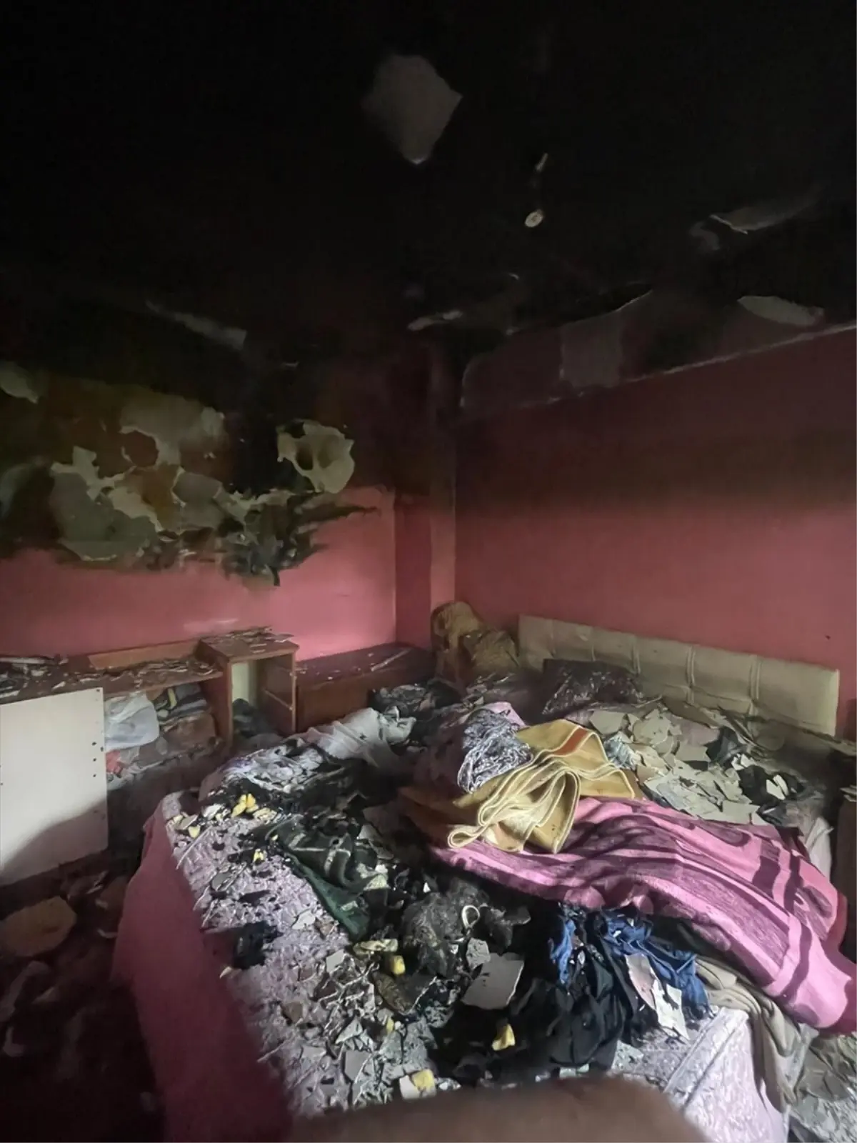 taraklida yangin ev hasar gordu RJwL5neg