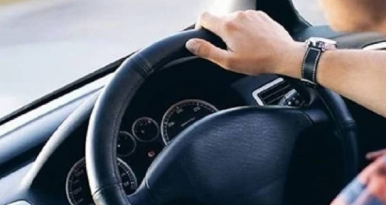 Aracın bozulacağını önceden haber veren uyarı ışığı: Gördüğünüz gibi aracı durdurun