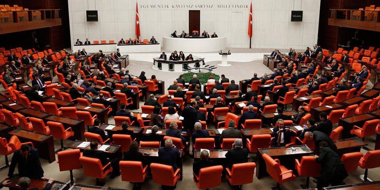DEM Parti: Toplumun yüzde 90’ını yok sayan bütçeye onay vermeyeceğiz