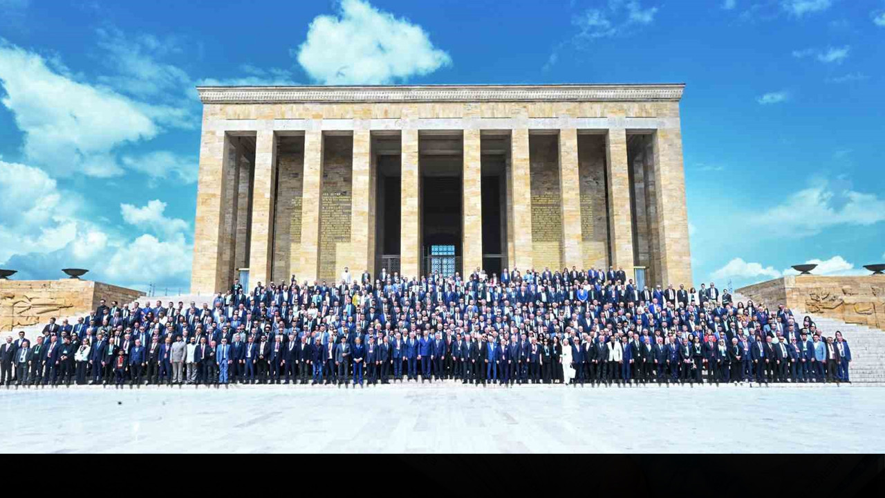 TOBB Heyeti Anıtkabir’i Ziyaret Etti: ‘Cumhuriyet Değerlerine Sımsıkı Bağlıyız’