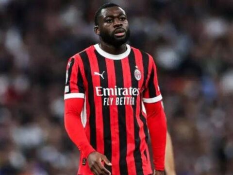 Ayrilmak istiyordu besiktas 23 milyon euroluk orta sahaya kanca atti 1ctIkqYb