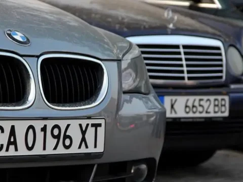 Yabanci plakali araclarda yeni duzenleme bakan ciftci duyurdu BxLXe5jx